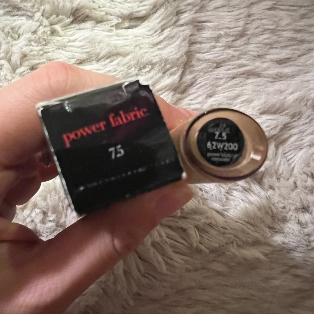 Giorgio Armani Power Fabric High Coverage Stretchable Concealer - 7.5